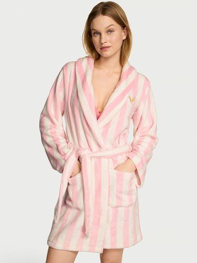 Короткий теплый халат Short Cozy Robe Victoria's Secret