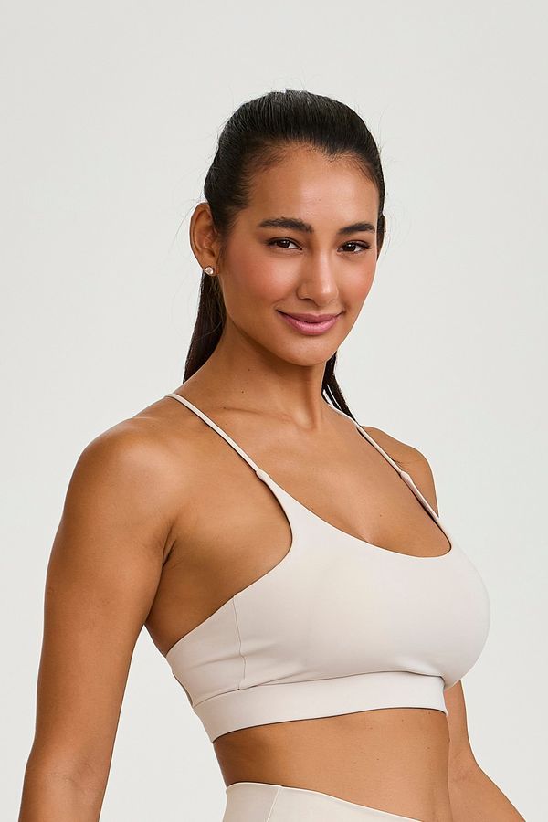 Спортивный топ PRO Top With Mesh Back CajuBrasil