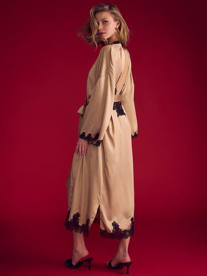 Длинный атласный халат Satin & Rose Lace Long Robe Victoria's Secret