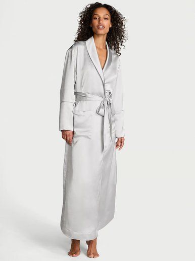 Длинный атласный халат Luxe Satin Long Robe Victoria's Secret