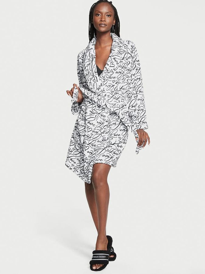 Короткий теплый халат Logo Short Cozy Robe Victoria's Secret