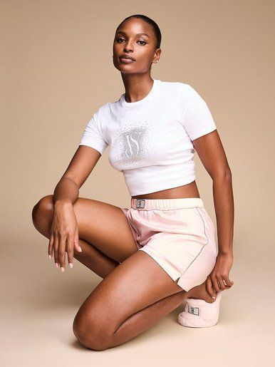 Атласные шорты Shine Patch Satin Boxer Shorts Victoria's Secret