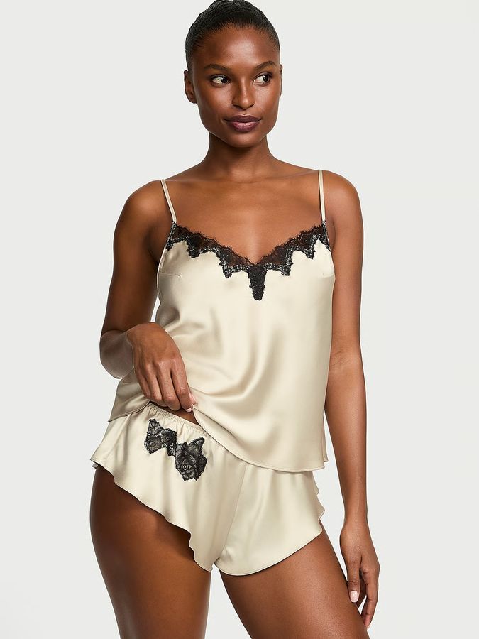 Атласный комплект Satin Rose Cami Shorts Set Victoria's Secret
