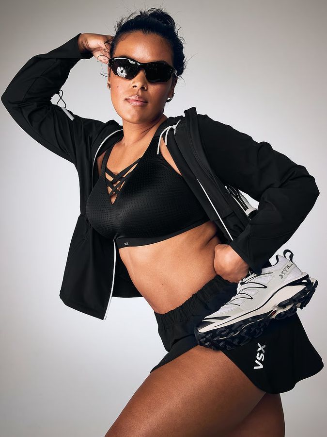 Спортивный топ Lightweight Mesh VSX Victoria's Secret